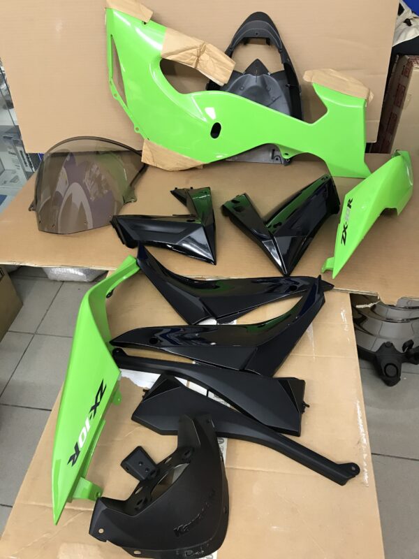 KIT PARTI CARENA KAWASAKI NINJA 1000