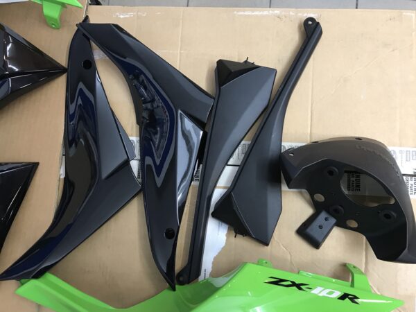 KIT PARTI CARENA KAWASAKI NINJA 1000 - immagine 4