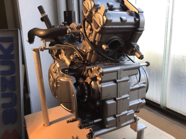 MOTORE SVF650 SUZUKI - immagine 2