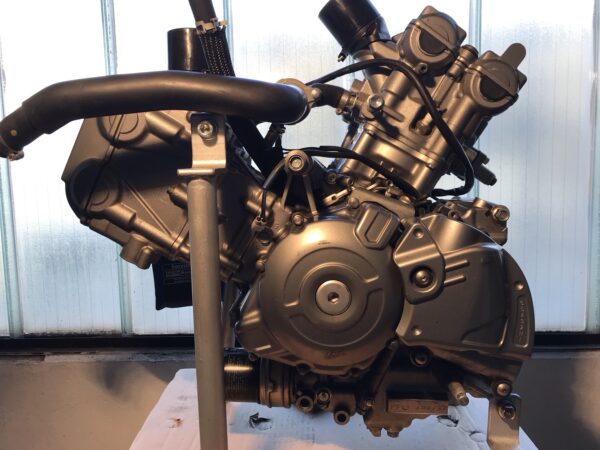 MOTORE SVF650 SUZUKI - immagine 4