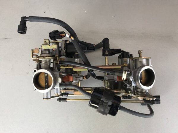 Corpo farfallato  Suzuki SV650 K3-4-5-6 usato - immagine 3