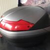 Bauletto Givi 47 lt. Con kit montaggio su BURGMAN 400 dal 2007 al 2016 - immagine 3