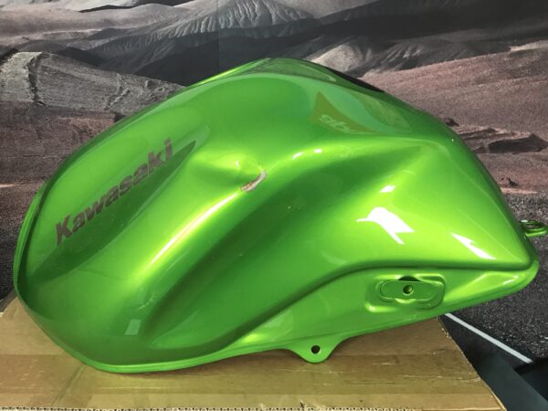 Serbatoio carburante Kawasaki Z750L - immagine 3