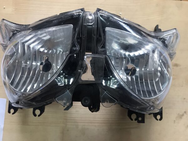 Fanale anteriore Suzuki GSXS1000F USATO - immagine 3