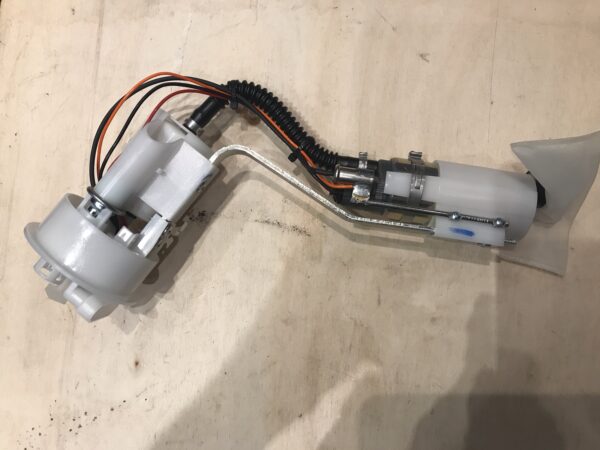 860872 Pompa benzina Aprilia Mana nuova - immagine 2